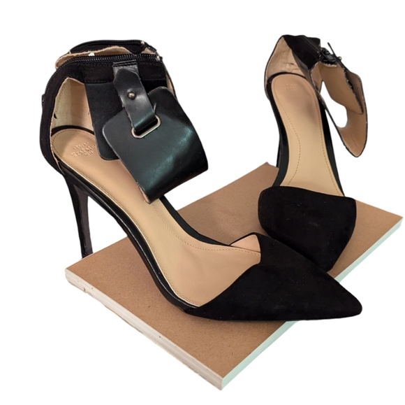 Zara Heels with Ankle Strap - Picture 1 of 4